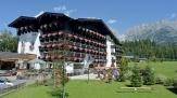 Blattlhof, Hotel