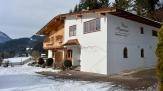 Alpenrose, Haus