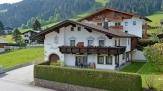 Sonja, Haus